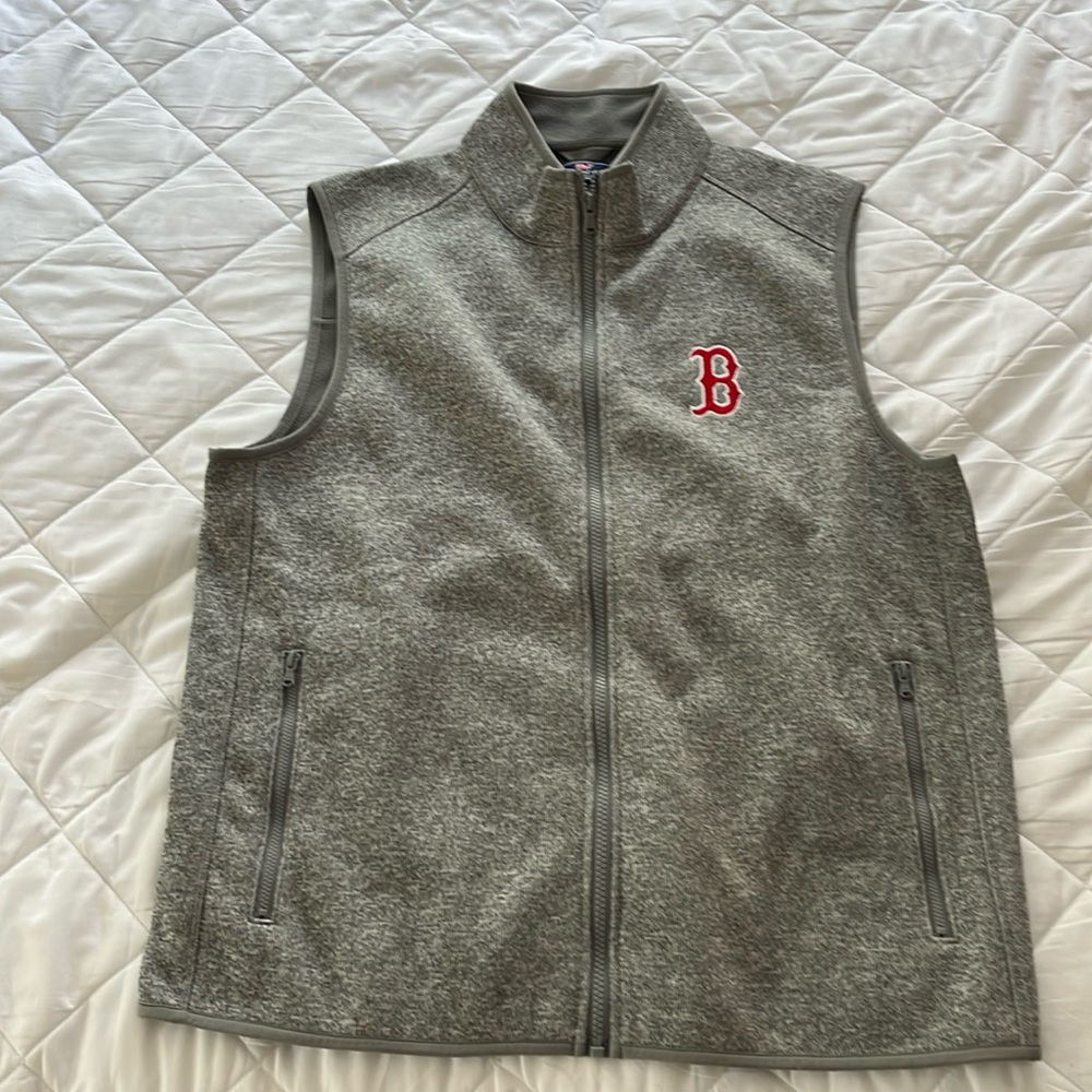 Mens vineyard vines best size L